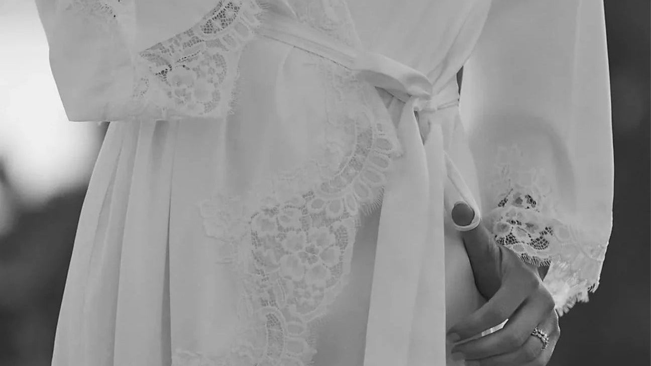 The World’s Most Beautiful Bridal Robes for Your Wedding Morning