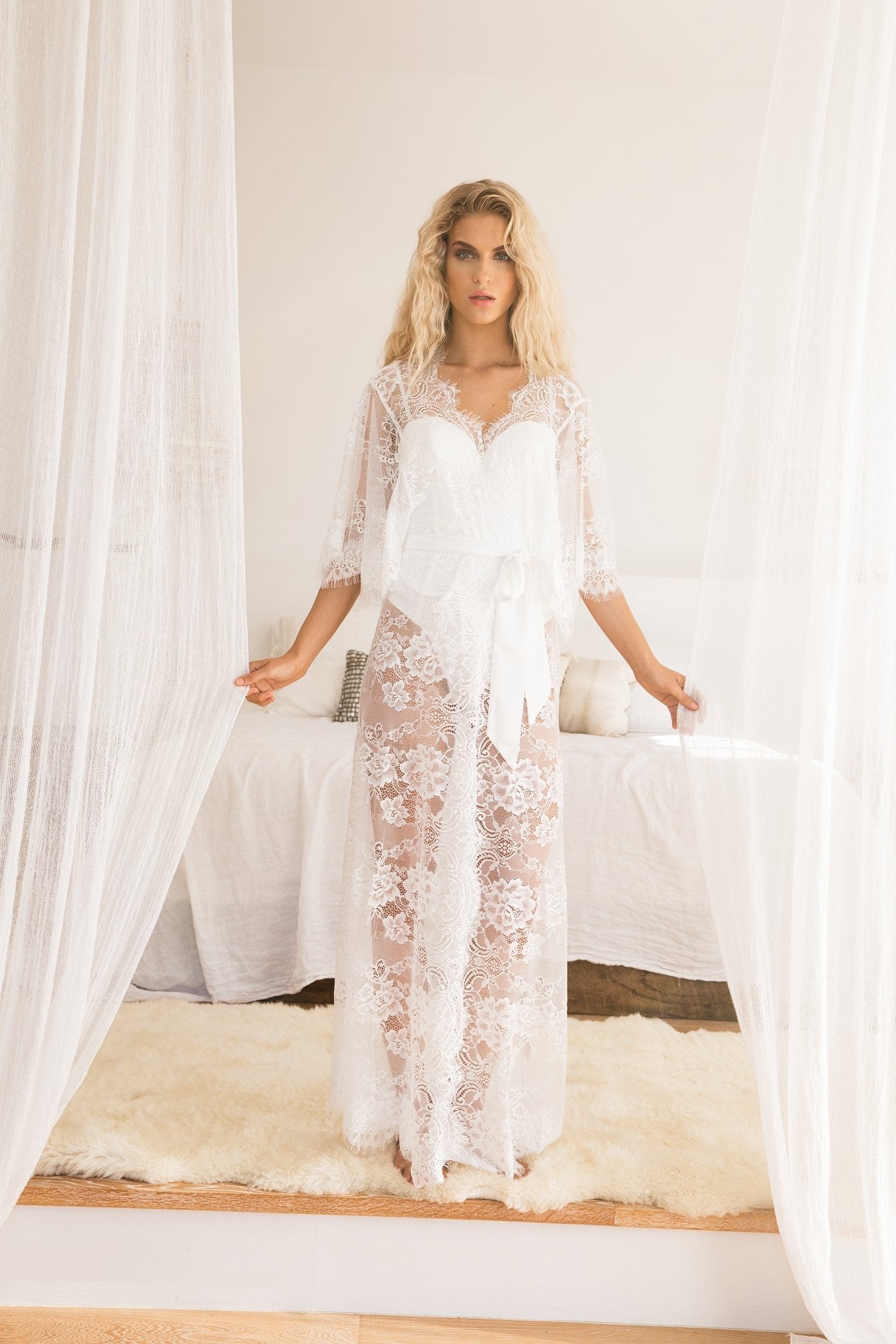 Kassiah Long Lace Bridal Robe | Homebodii