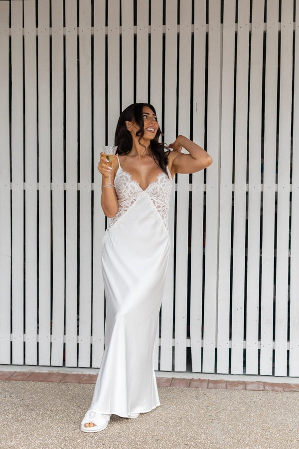 Homebodii Bride of the Month: Taylor Jane Roberts