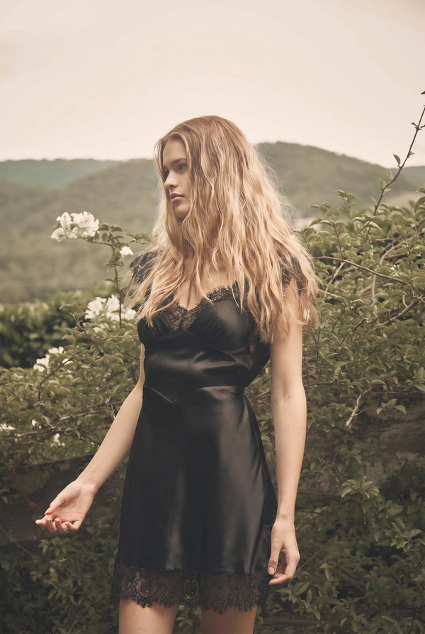 Amba Lace Dress - Black